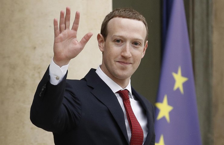 Zuckerberg chiede scusa