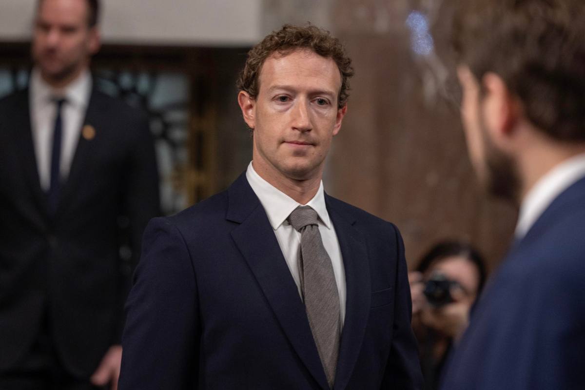 Zuckerberg parla di pressioni governative